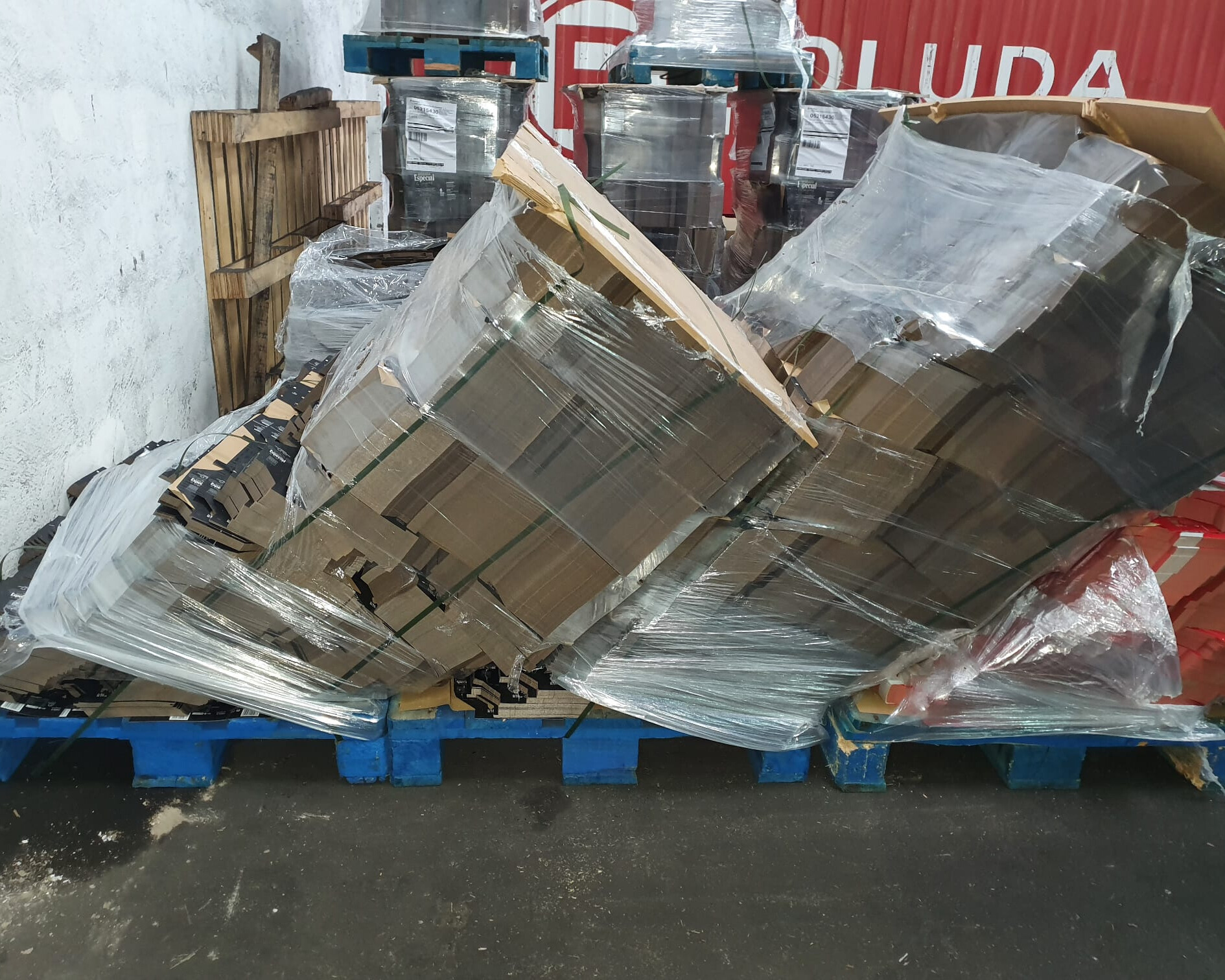 5735b95a-af20-4822-9dd0-0e5d3d787b94